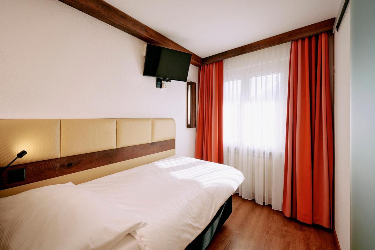 Elite Hotel Visp Kültér fotó