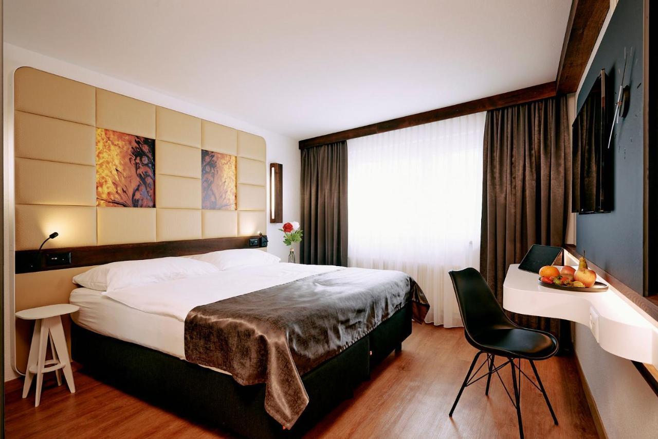 Elite Hotel Visp Kültér fotó