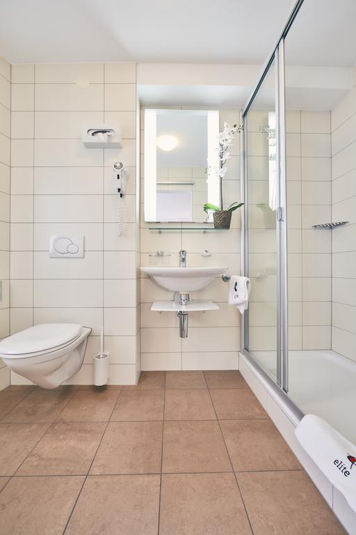 Elite Hotel Visp Kültér fotó
